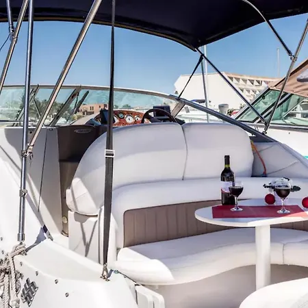 Πλωτό κατάλυμα Cabin Yacht Naturist Village *